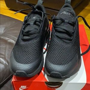 Kids sneakers/unisex